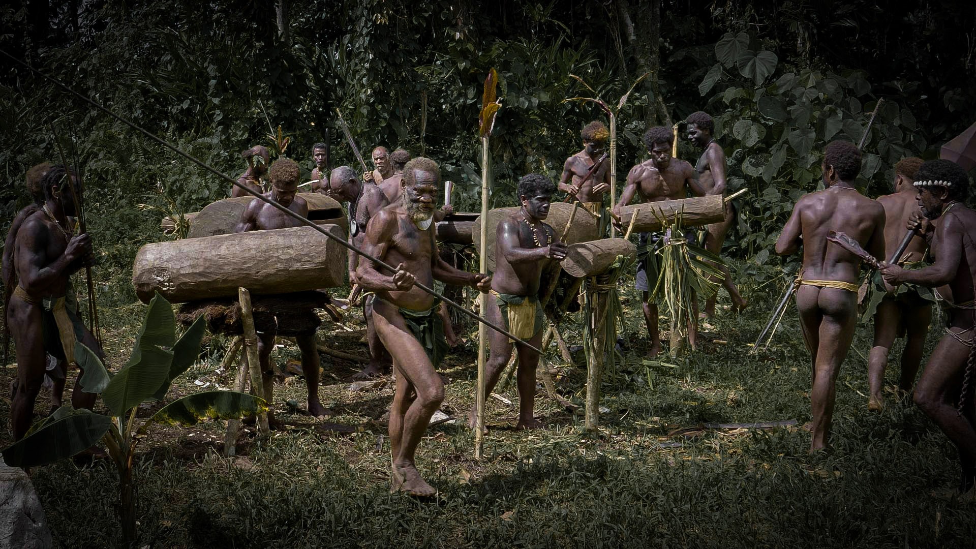 naked tribal dances in melanesia.